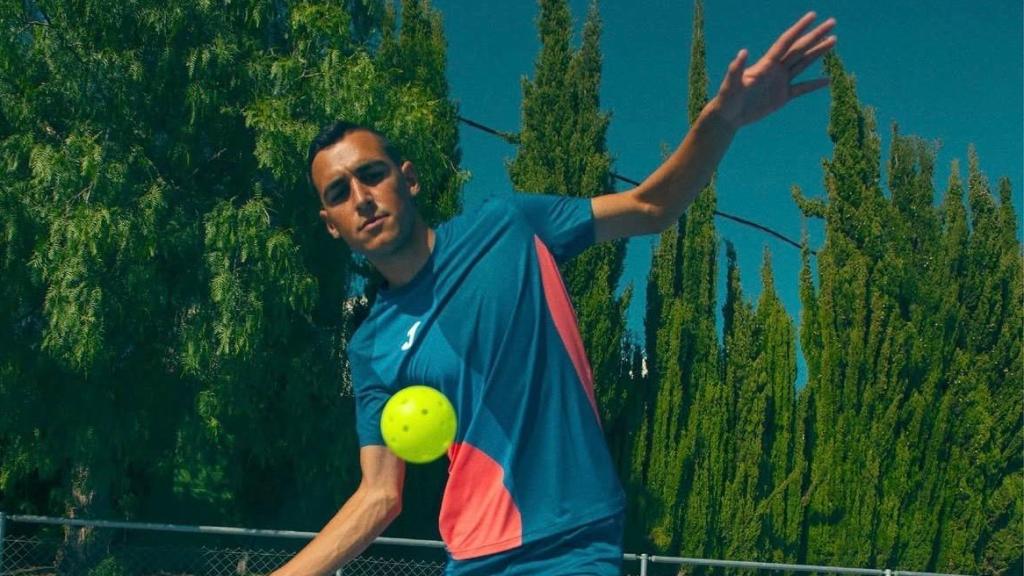 Jesús Campos golpe en pista